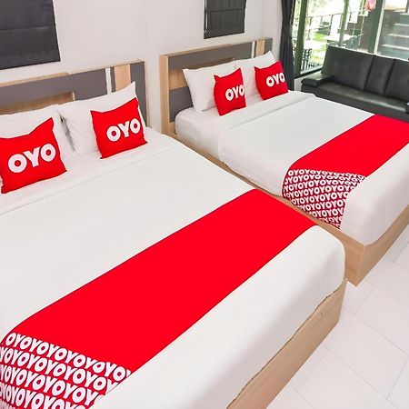Oyo首都o 390康卡沾娜娜河酒店 班康卡臣 外观 照片